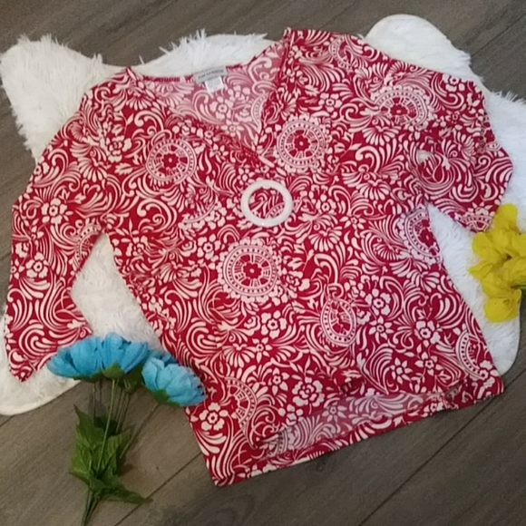 2/$24 Red Print Plus Size Women's Top 3XL - Picture 7 of 9